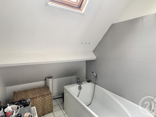 Afficher la photo en grand Appartement Duplex à vendre - 4 pièces - 71.69 m2 - GISORS - 27 - HAUTE-NORMANDIE - Century 21 Osmose Cb