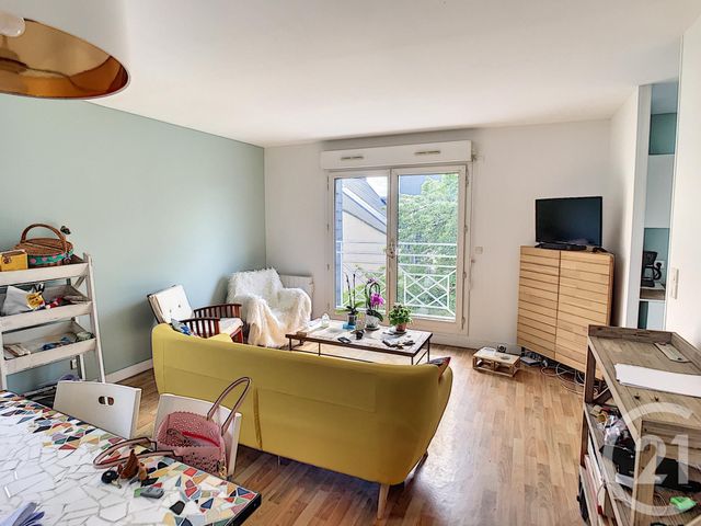 Afficher la photo en grand Appartement Duplex à vendre - 4 pièces - 71.69 m2 - GISORS - 27 - HAUTE-NORMANDIE - Century 21 Osmose Cb