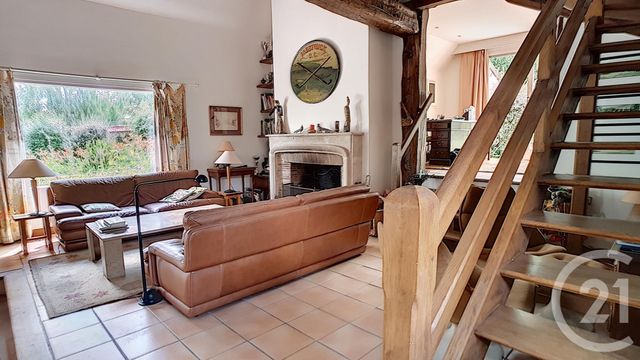 maison à vendre - 8 pièces - 215.0 m2 - TRIE CHATEAU - 60 - PICARDIE - Century 21 Osmose Cb maison à vendre - 8 pièces - 215.0 m2 - TRIE CHATEAU - 60 - PICARDIE - Century 21 Osmose Cb