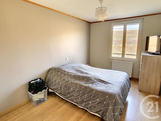 Afficher la photo en grand maison à vendre - 8 pièces - 153.0 m2 - SERIFONTAINE - 60 - PICARDIE - Century 21 Osmose Cb