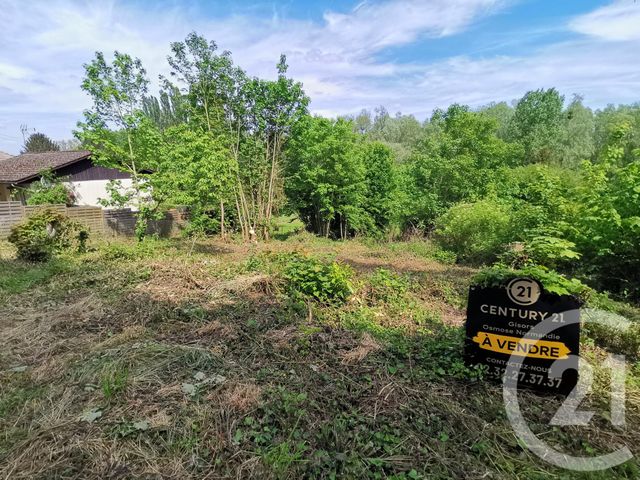 Afficher la photo en grand terrain à vendre - 990.0 m2 - GISORS - 27 - HAUTE-NORMANDIE - Century 21 Osmose Cb