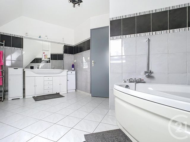 maison à vendre - 8 pièces - 154.0 m2 - GISORS - 27 - HAUTE-NORMANDIE - Century 21 Osmose Cb