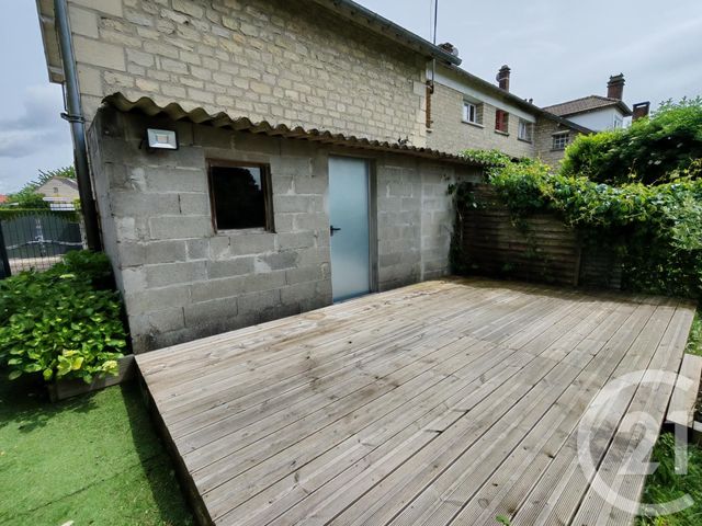 Appartement F2 à louer - 3 pièces - 47.7 m2 - NUCOURT - 95 - ILE-DE-FRANCE - Century 21 Osmose Cb