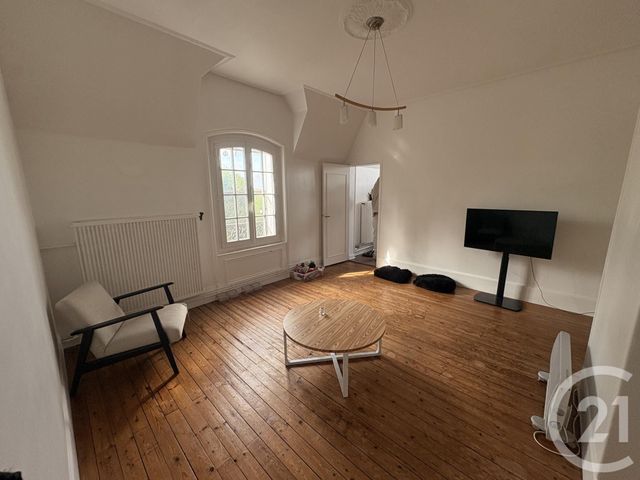 Appartement F4 à vendre - 4 pièces - 133.97 m2 - ETREPAGNY - 27 - HAUTE-NORMANDIE - Century 21 Osmose Cb