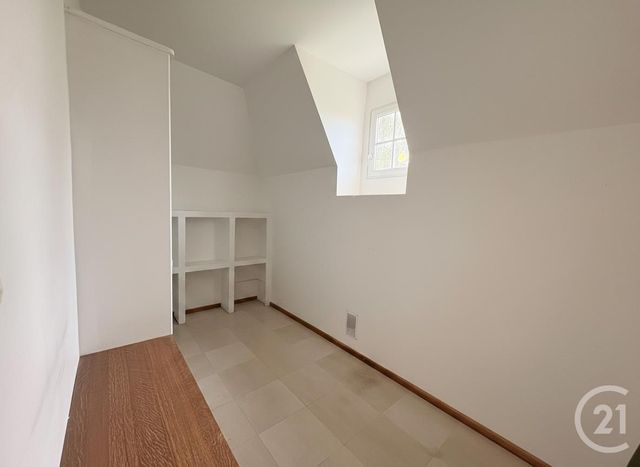 Appartement F4 à vendre - 4 pièces - 133.97 m2 - ETREPAGNY - 27 - HAUTE-NORMANDIE - Century 21 Osmose Cb
