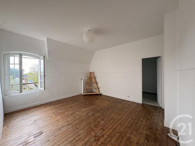 Appartement F4 à vendre - 4 pièces - 133.97 m2 - ETREPAGNY - 27 - HAUTE-NORMANDIE - Century 21 Osmose Cb